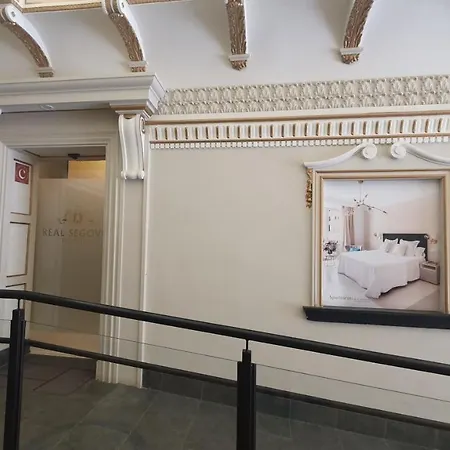 Real By Recordis 公寓 *